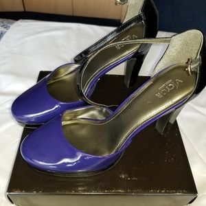 Women's shoes